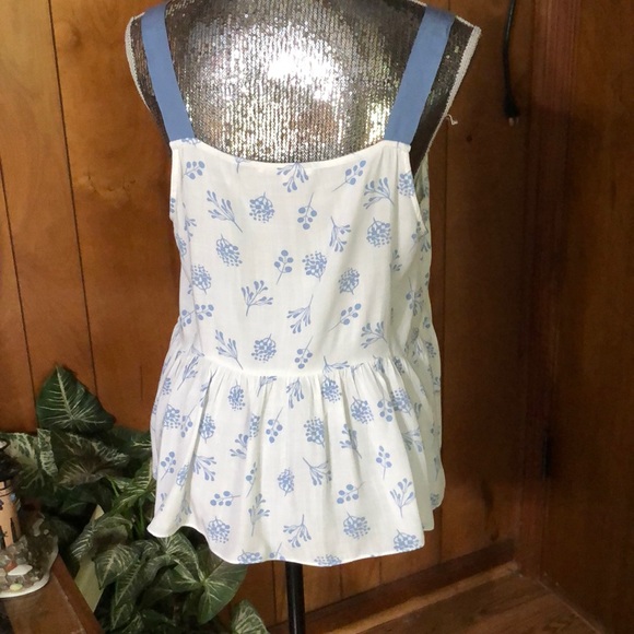 Your Story Flounced Tank Top - Picture 3 of 5